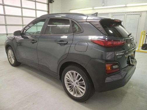 2021 Hyundai KONA SEL Plus
