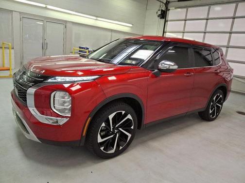 2022 Mitsubishi Outlander SE