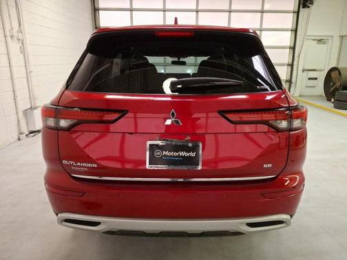 2022 Mitsubishi Outlander SE
