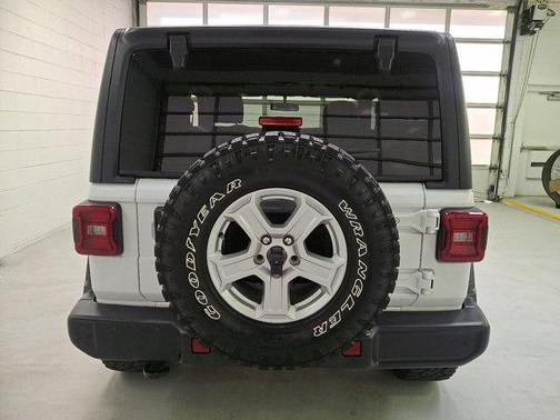 2021 Jeep Wrangler Sport S