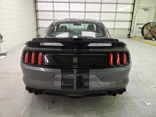 2019 Ford Shelby GT350 Base