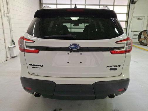 Crystal White Pearl 2023 Subaru Ascent Onyx Edition 7-Passenger