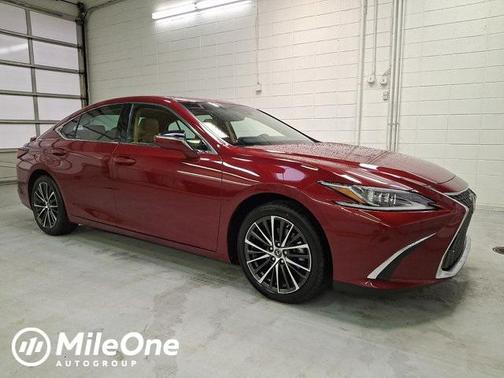 2023 Lexus ES 350 Base
