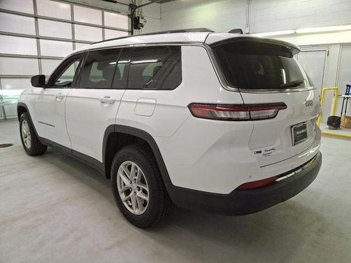 2021 Jeep Grand Cherokee L Laredo