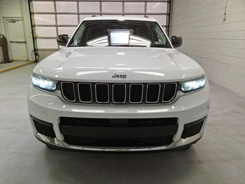 2021 Jeep Grand Cherokee L Laredo