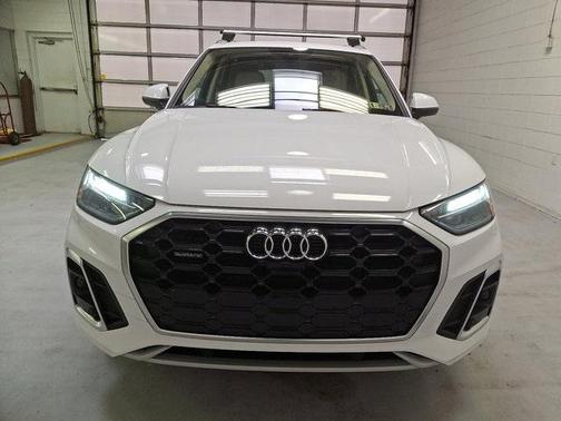 2024 Audi Q5 45 S line Premium