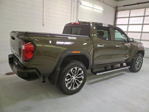 2023 GMC Canyon Denali