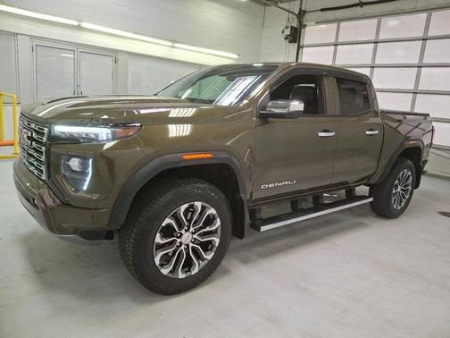 2023 GMC Canyon Denali
