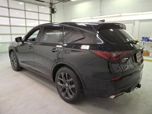 2022 Acura MDX A-Spec Package