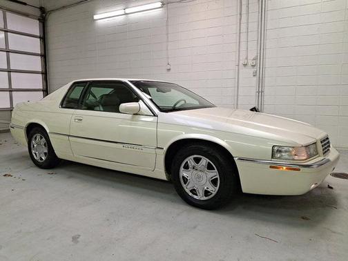 1999 Cadillac Eldorado Base