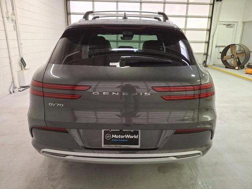 2025 Genesis Electrified GV70 Advanced