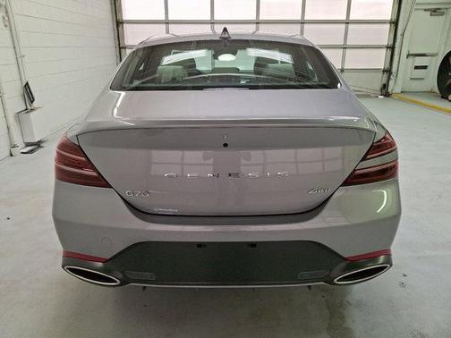2024 Genesis G70 2.5T
