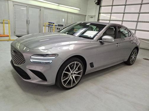 2024 Genesis G70 2.5T