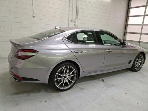 2024 Genesis G70 2.5T