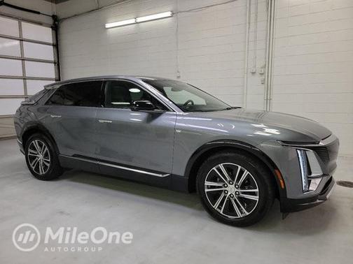 2023 Cadillac LYRIQ Luxury