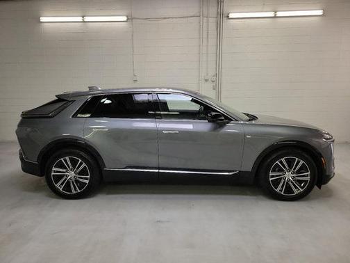 2023 Cadillac LYRIQ Luxury