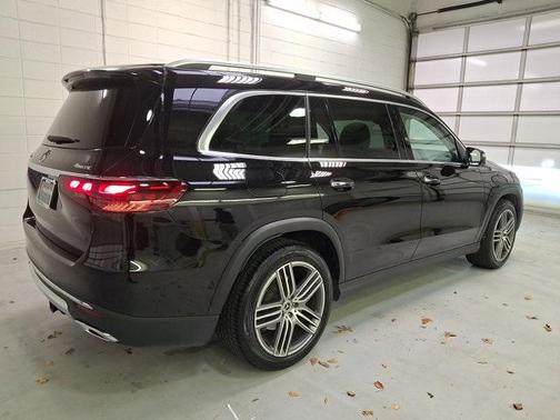 2024 Mercedes-Benz GLS 450 4MATIC