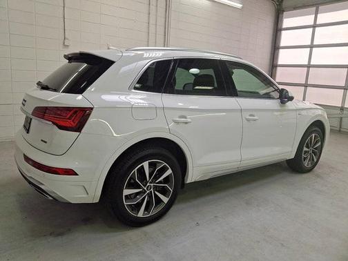 2022 Audi Q5 45 S line Premium