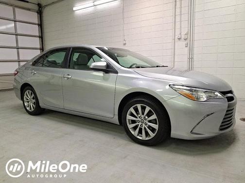 2016 Toyota Camry XLE
