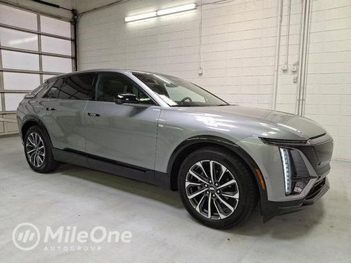 2024 Cadillac LYRIQ Sport