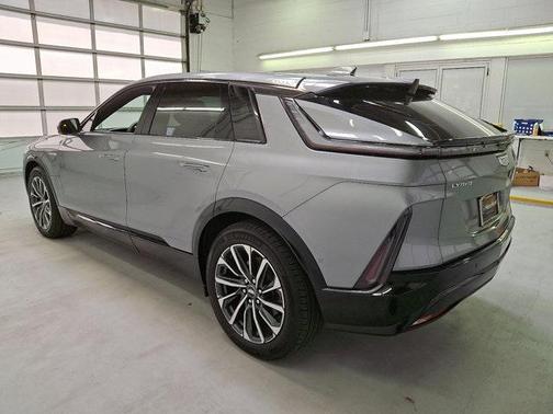 2024 Cadillac LYRIQ Sport