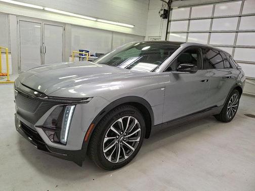 2024 Cadillac LYRIQ Sport