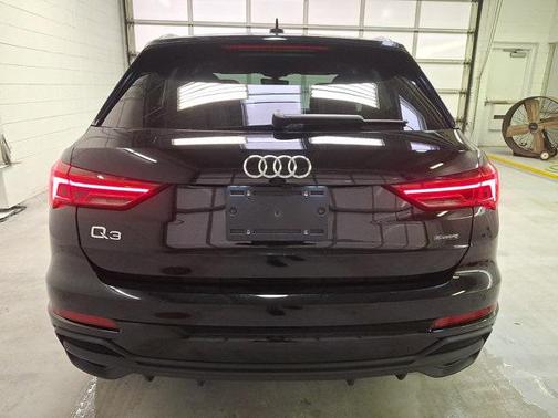 2024 Audi Q3 Premium