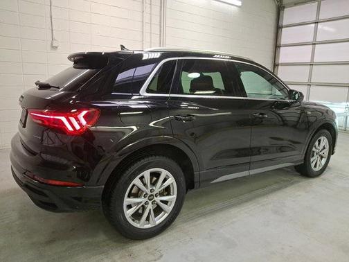 2024 Audi Q3 Premium