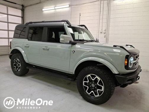 2022 Ford Bronco Outer Banks