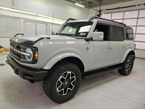 2022 Ford Bronco Outer Banks