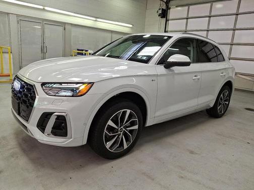 2023 Audi Q5 45 S line Prestige
