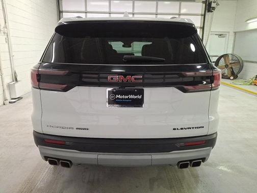 2024 GMC Acadia Elevation