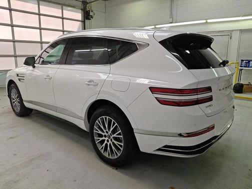 2025 Genesis GV80 2.5T