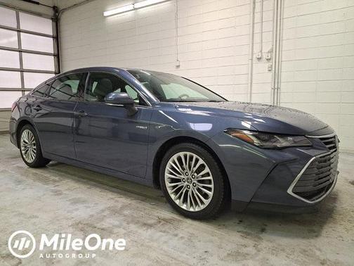 2019 Toyota Avalon Hybrid Limited