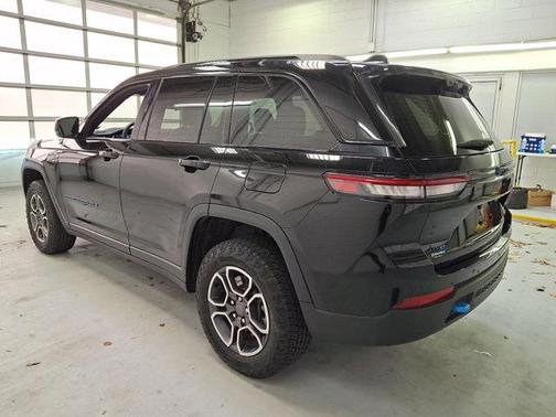 2023 Jeep Grand Cherokee Trailhawk