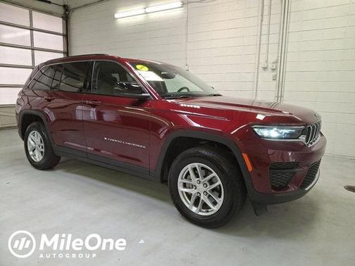 2024 Jeep Grand Cherokee Laredo