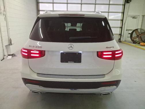 2025 Mercedes-Benz GLB 250 4MATIC