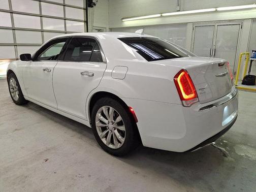 2019 Chrysler 300 Limited