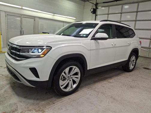 2023 Volkswagen Atlas 2.0T SE w/Technology
