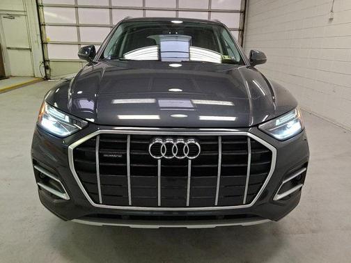 2023 Audi Q5 40 Premium