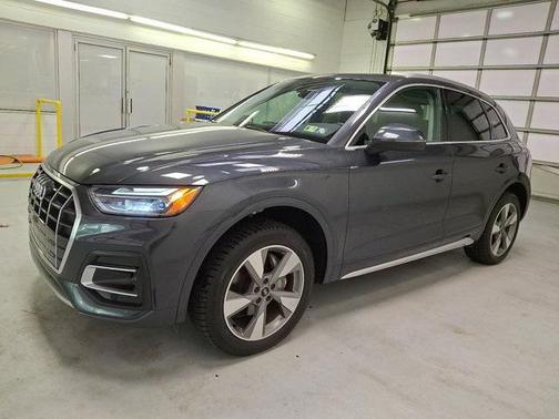 2023 Audi Q5 40 Premium