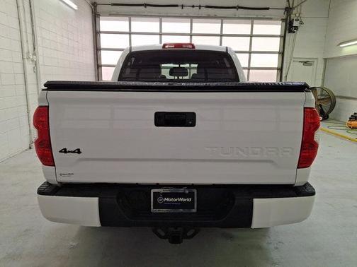 2016 Toyota Tundra SR5