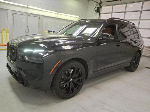 2024 BMW X7 M60i