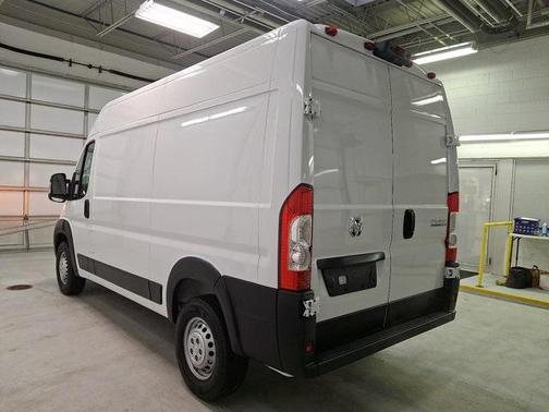 2025 RAM ProMaster 2500 Tradesman