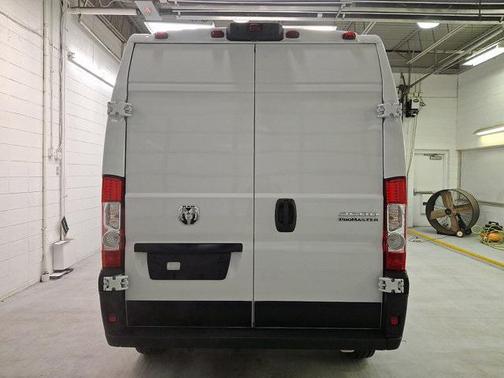 2025 RAM ProMaster 2500 Tradesman