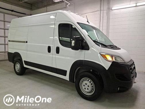 2025 RAM ProMaster 2500 Tradesman