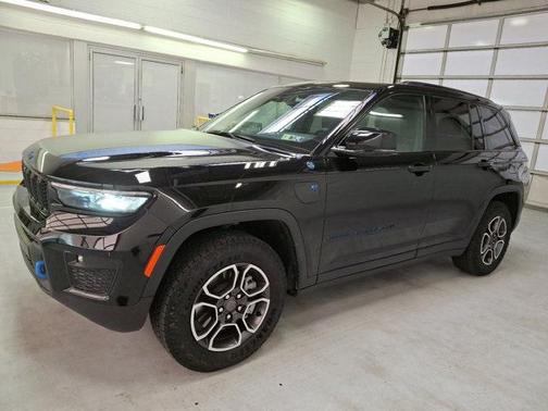2022 Jeep Grand Cherokee Trailhawk