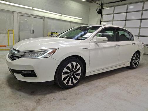 2017 Honda Accord Hybrid Touring