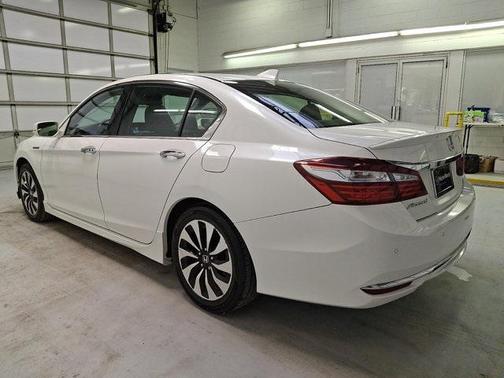2017 Honda Accord Hybrid Touring