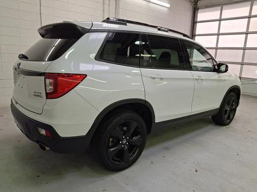 2020 Honda Passport Elite